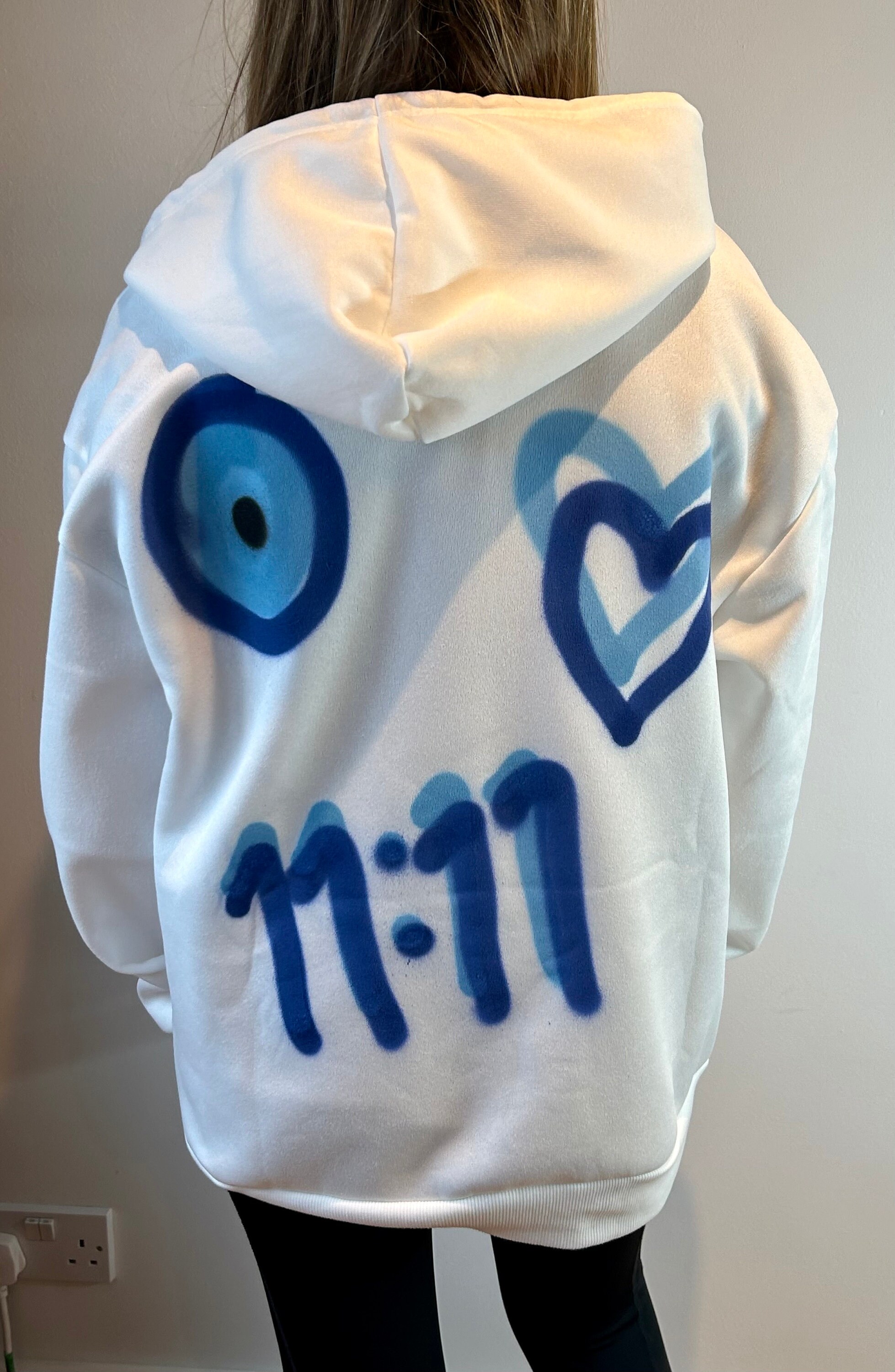 Heart with eyes hoodie new arrivals