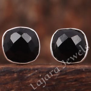 Natural Black Onyx Stud Earring, 925 Sterling Silver Studs Earring, Handmade Women Stud Earring, Minimalist Jewelry Gifts for Women