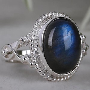 Natural Labradorite Ring, Sterling Silver Unique Designer Jewelry, Finger Ring, Stylish Blue Fire chunky Ring, Ring For Her