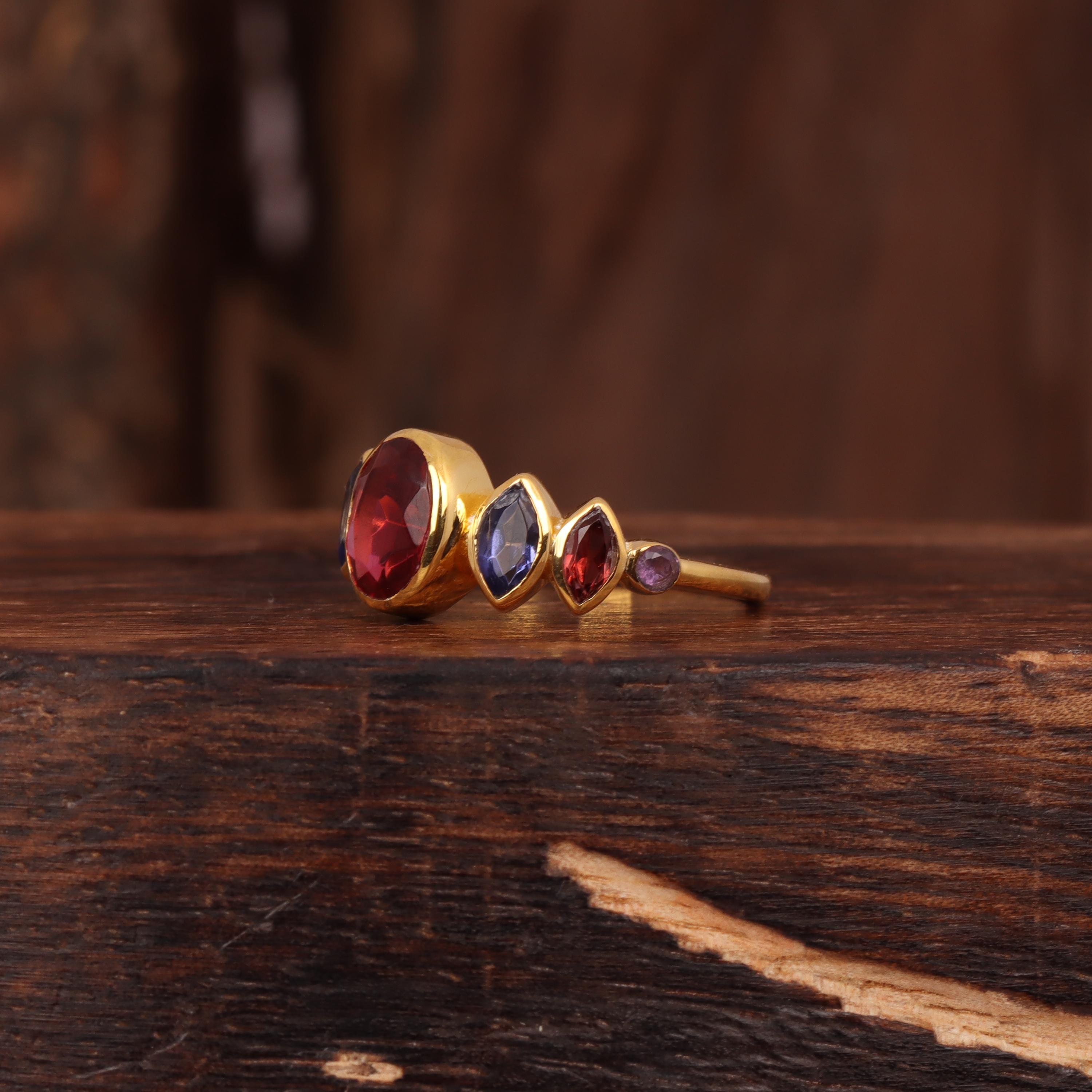 トパーズ　ガーネット　アメジストなど多彩な宝石のハンドメイドリング トパーズ ガーネット アメジストなど多彩な宝石のハンドメイドリング