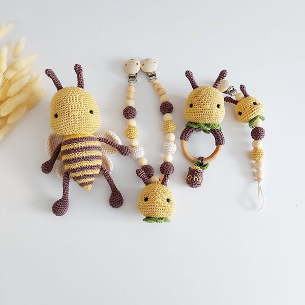 Amigurumi Biene 4er Set, Amigurumi Biene,Biene Puppe Set, Amigurumi Set,Biene Spielzeug Puppe,Biene Kinderwagen Kette,Biene Rassel,Biene Schnullerkette,