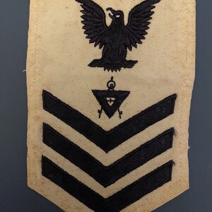 USN Rating Badge DM1 Illustrator Draftsman For White Uniform