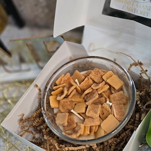 Cinnamon Swirl Scented Cereal Candle