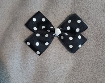 Poka dot double stack bow