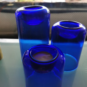 Tealight holder, candle holder