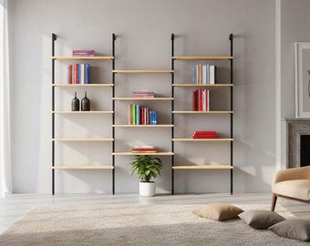 Librería de pared de madera maciza personalizada, con marco de metal y estantería abierta.
