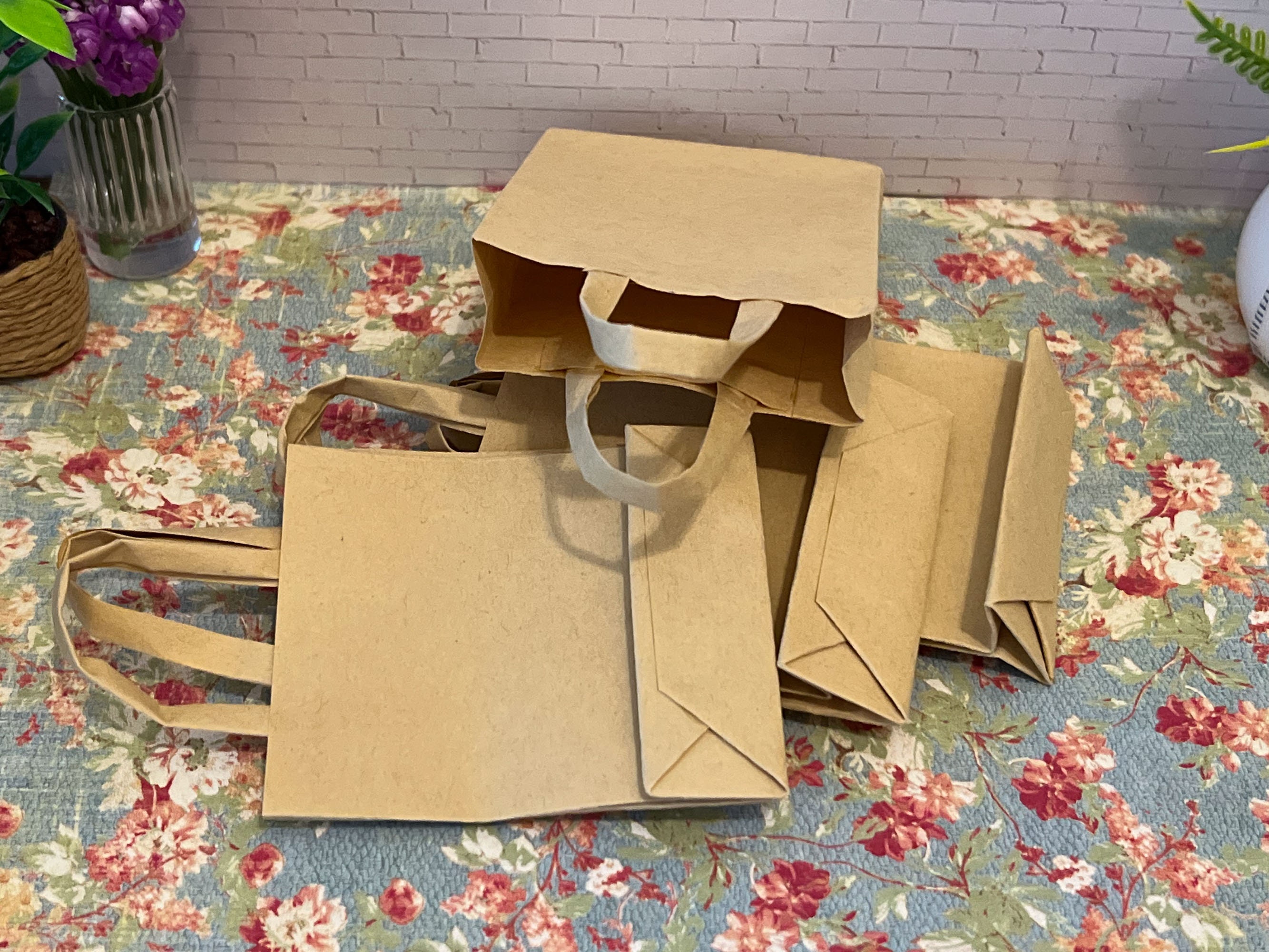 Accessori In Miniatura Scala 1:6: Sacchetti Di Carta Kraft Per Pane, Confezione Singola - Foto 3