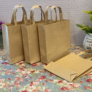 Sacs à provisions kraft miniatures pour maison de poupée - Sacs en papier de supermarché et d'épicerie à l'échelle 1:6, 4 sacs pour décoration de maison de poupée