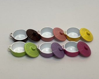Miniature Dutch Oven-1:12 Scale – Dollhouse Metal Cookware | Assorted Colors | Realistic Mini Pot