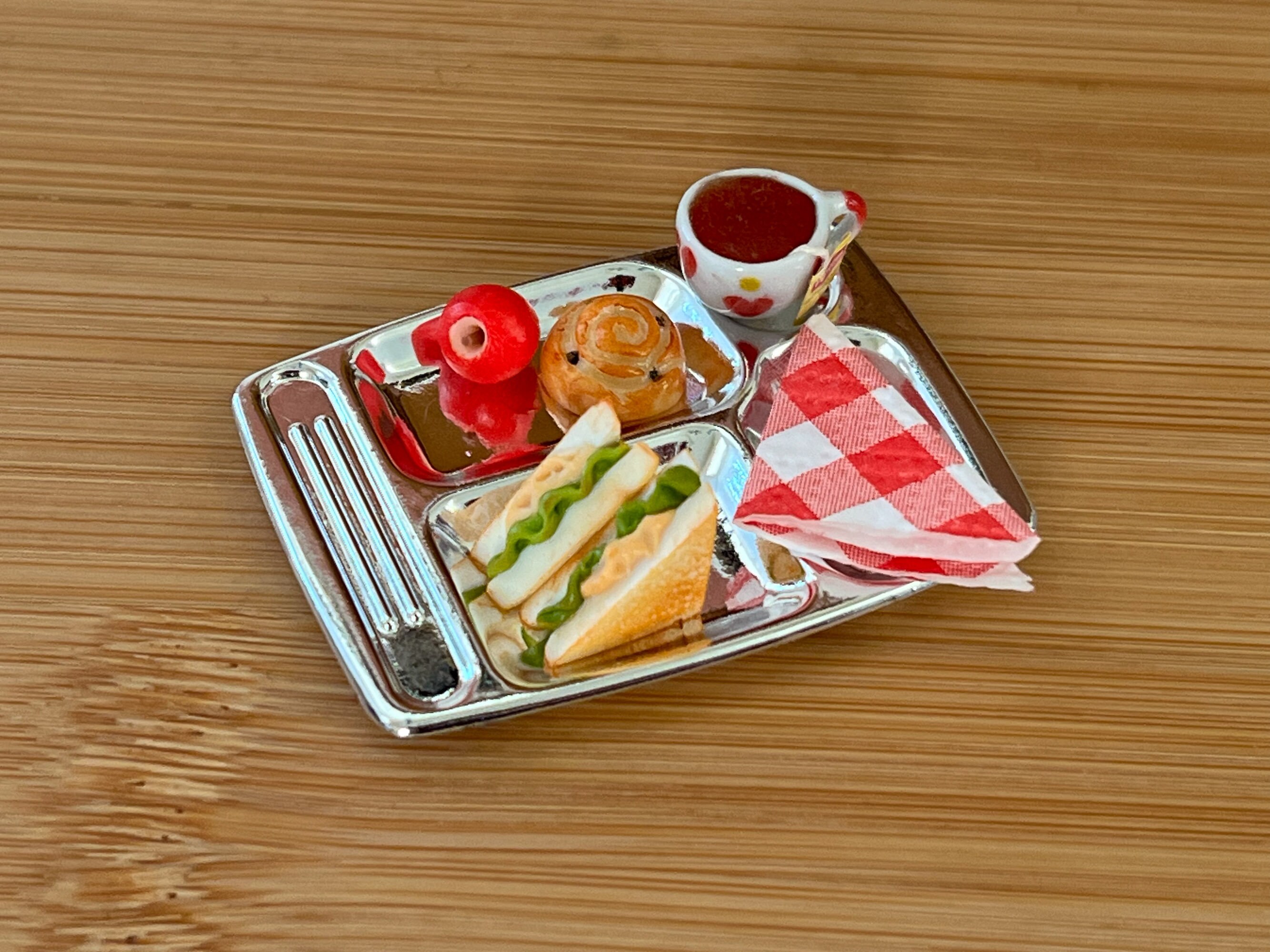 Porta Pranzo In Miniatura Con Cibo 4 Pezzi - Scala 1:12 Casa Delle Bambole
