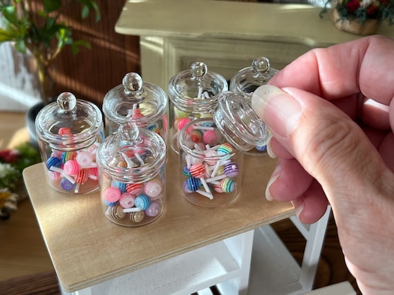 Dollhouse Glass Candy Jar with 20 Clay Lollipops 1:6 Scale – Doll Candy