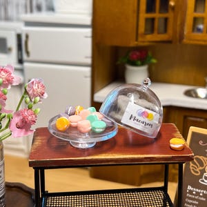 Dollhouse Miniature Macarons 12 PC in a Plastic Cake Dome, Miniature Dessert, Bakery Macarons for Dollhouse, Supermarket Macarons