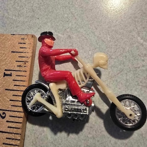 Reserved Wheels Rrrumblers Bone Shaker With Red Top Hat Rare