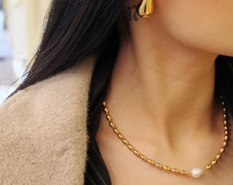 Single Pearl Gold Beaded Necklace (Heavy Gold Plating on Steel)