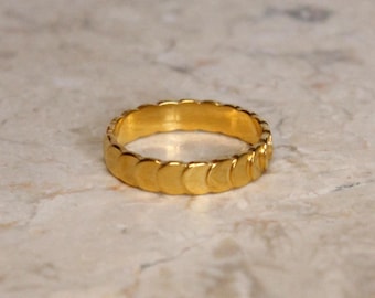 Fish Scale Ring (18k Heavy Gold Plating)