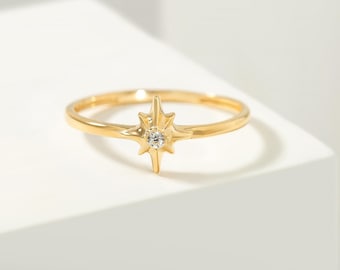 14K North Star Compass Shaped Gold Ring, Minimalist Snowflake Ring with Simulated Diamond Her, Polaris Northern Star Spike Signet Ring Women