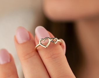 14K Solid Gold Double Heart Ring Present