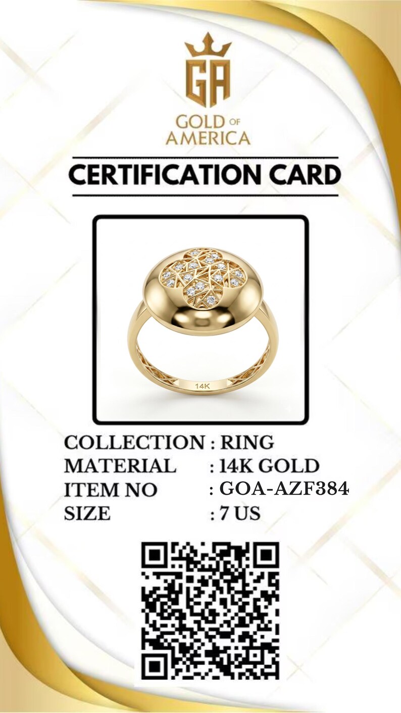 K&ouml;nnte beinhalten: Ein goldener Ring aus 14 Karat mit einem floralen Diamantmuster auf einem gew&ouml;lbten Aufsatz. Der Ring hat die Gr&ouml;&szlig;e 7 US. Die Zertifizierungskarte stammt von Gold of America. Der Ringdurchmesser betr&auml;gt ca. 17,3 mm.