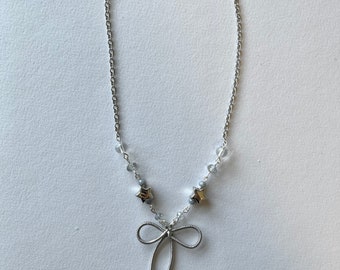 sliver bow necklace