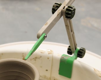 Clip-on Throwing Gauge for Pottery Wheels