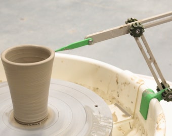 Clip-on Throwing Gauge for Pottery Wheels