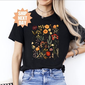 Boho Wildflower Shirt, Plant Shirt, Gift For Her, Nature Lover Shirt, Vintage Botanical Shirt, Ladies Shirt, Comfort Color Wild Flower Shirt