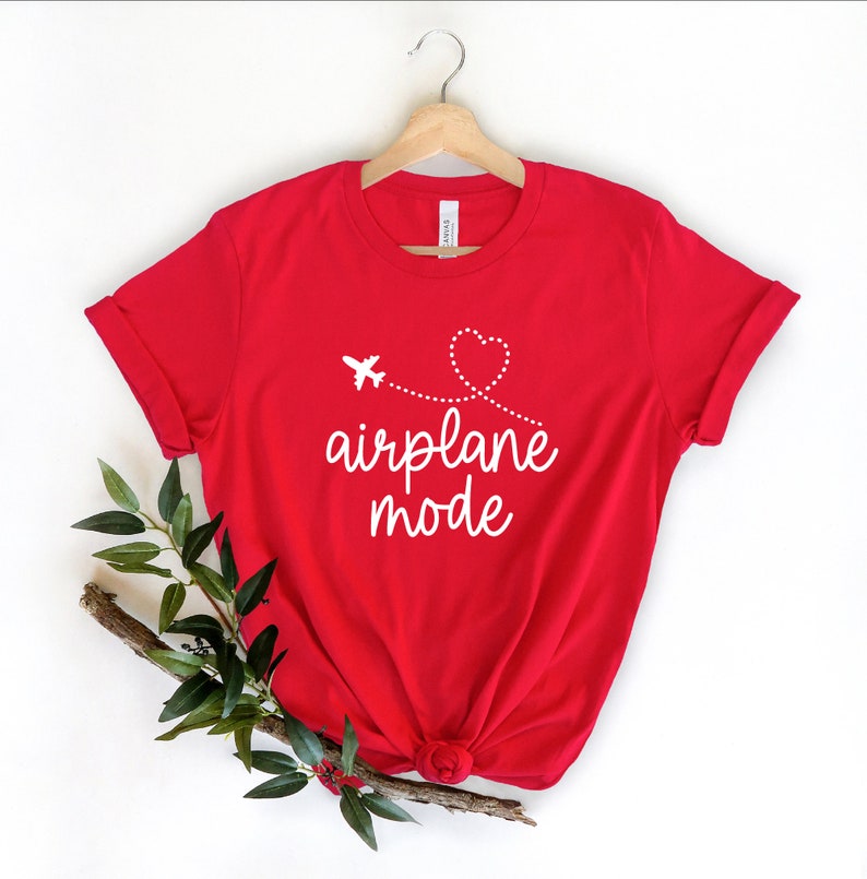 Geschenk für Reisende, Flugzeug-Modus Shirt, Flugzeug Shirt, Reise Shirt, Urlaubs Shirt, Vacay Mode Crewneck, Luftfahrt Shirt, süßes Reise Shirt Bild 2