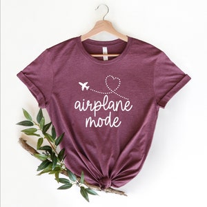 Geschenk für Reisende, Flugzeug-Modus Shirt, Flugzeug Shirt, Reise Shirt, Urlaubs Shirt, Vacay Mode Crewneck, Luftfahrt Shirt, süßes Reise Shirt Bild 3