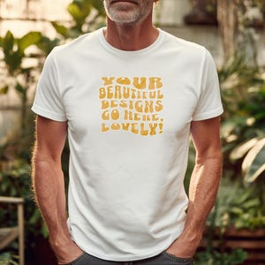 Weiß Bella Canvas 3001 Männliches Modell Mockup, Bella Canvas 3001, älterer Mann Mockup, Großvater Mockup, weißes T-Shirt Mockup Gildan 5000 Mann