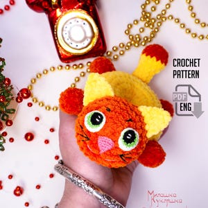 Crochet Cat Easy Pattern / Doughnut Cuddle Kitty / Amigurumi Cute soft cat toy.  PDF file in English ( US terms).