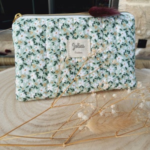 Petite pochette plate Fleurs fond vert