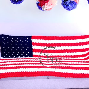 Handmade American Flag Chunky Knit Blanket: Patriotic Throw