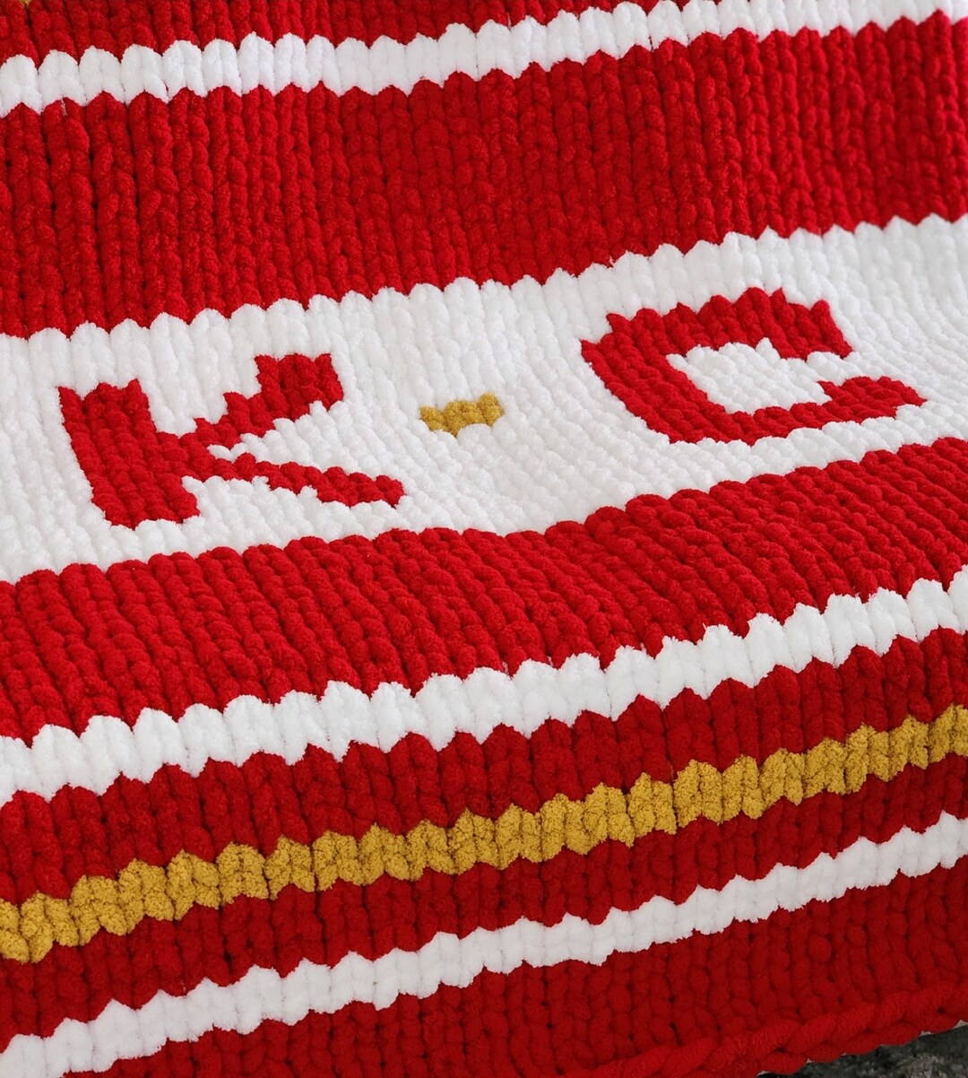 Kansas City Chiefs NFL Team Classic Logo Allover Throw 50x60 main image 0