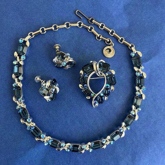 Lisner Emerald-Cut Sapphire-Blue and Aurora Borea… - image 7