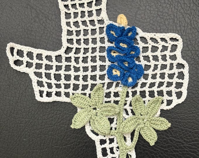 Crocheted Texas Bluebonnet Doily – State Pride Home Decor