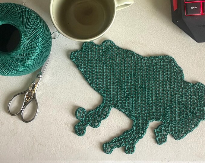 Crochet Frog Doily (9x7)