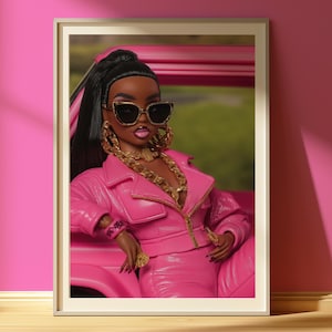 Poster di bambola anni &#39;90, bambola nera a tema rosa, stampa artistica di ragazza nera, retrò, Barb, arte femminile, arte di bambola rosa, estetica femminile, arredamento per dormitorio rosa