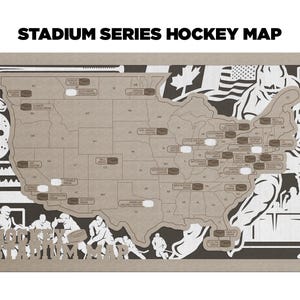 Pu&ograve; includere: Una mappa degli Stati Uniti in marrone e bianco con i puck di hockey che segnano diverse localit&agrave;. La mappa &egrave; intitolata "Stadium Series Hockey Map".