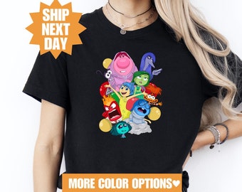 T-shirt Pixar Inside Out, T-shirt con personaggi Inside Out, T-shirt Emozioni Disney, T-shirt per la famiglia Disney, T-shirt per viaggio in famiglia Disney 2024