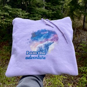 Lavender Purple Northern Lights Hoodie, Purple Polar Bear Hooded Sweatshirt, Alaska Aurora Borealis Sweater, Cute Polar Bear Sweater