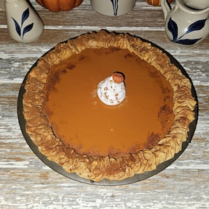 Faux Primitive Pumpkin Pie