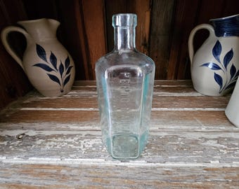 Vintage Pepto Mangan Gude bottle