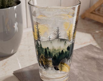 Buffalo 16oz Pint Glass, Bison Beer Glasses, Wildlife Lover Drinkware, Buffalo Barware, Forestcore Tumbler