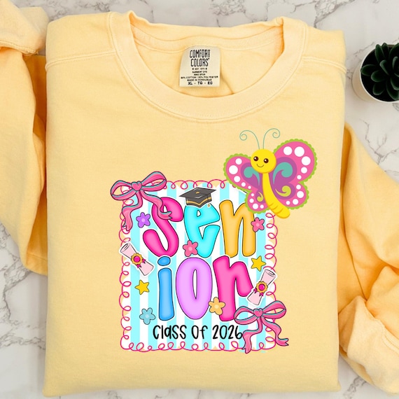 Senior 2026 Coquette Framed Sweatshirt,Butterfly Comfort Color Gift,Class of 2026 Pullover,Kawaii Butterfly lover sweatshsirt for graduation