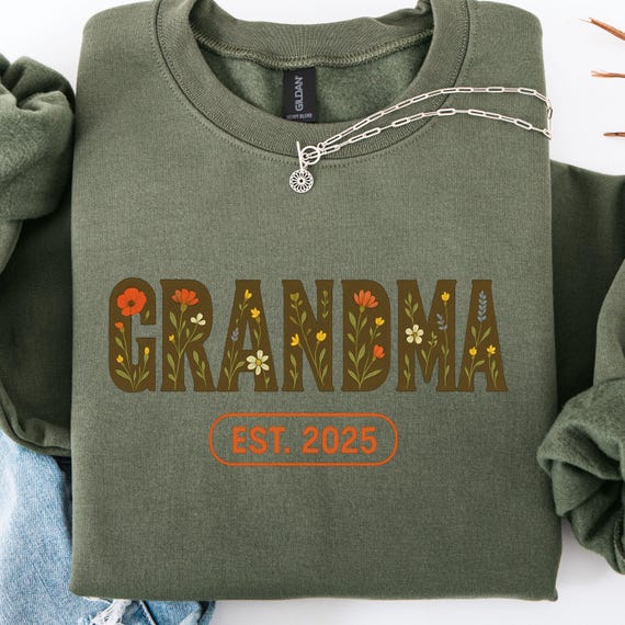 Grandma Wildflower Est 2025 Sweatshirt, New Nana Gift