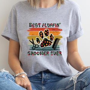 Grappige hondentrimmer hondenliefhebber shirt, cadeau voor hondentrimster hondentrimsalon, cadeau voor hondenliefhebber hondenliefhebber cadeau, hondentrimster T-shirt voor haar