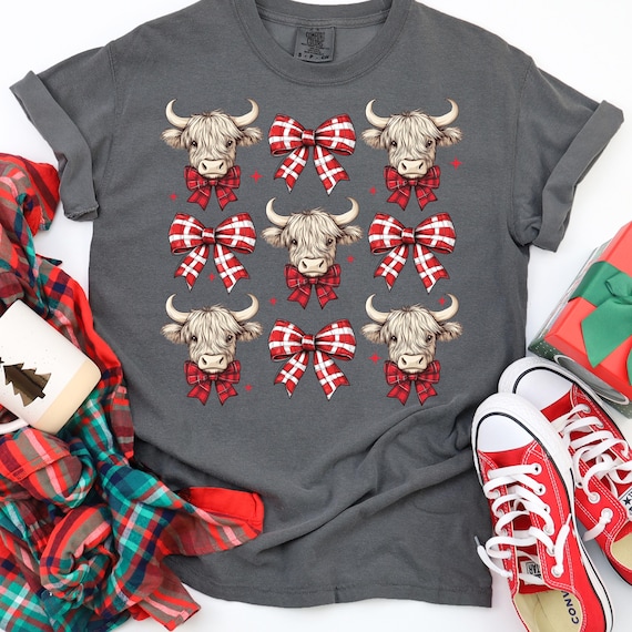 Highland Cow Shirt, Festive Tee for Christmas Lovers, Plaid  Holiday Cow T-Shirt Gift