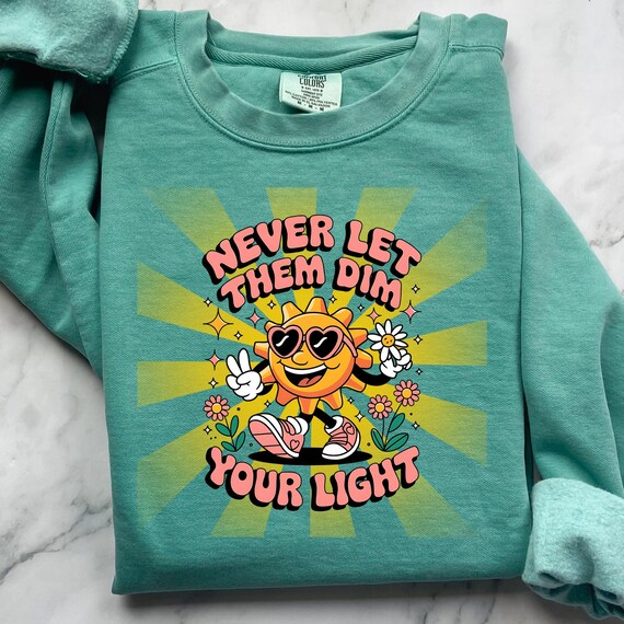 Retro Motivational Sweatshirt, Positive Vibes Comfort Color Jumper, Gift for Optimists Inspirational Pullover, Unisex Cozy Top