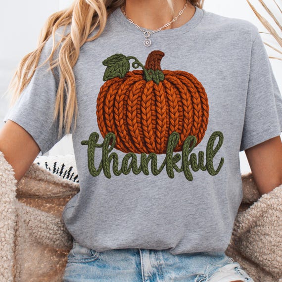 Thankful Pumpkin Shirt for Fall Lovers, Autumn Tee, Thanksgiving T-Shirt, Cozy Pumpkin Gift