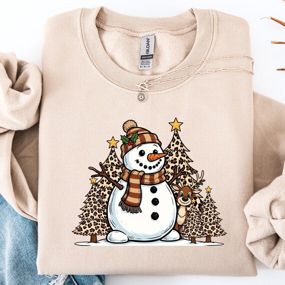 Snowman Leopard Winter Scene Sweatshirt: Gift for Leopard Snowmen Fan